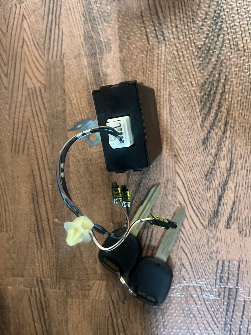 l700ミラジーノ電波式キーレスエントリーシステム キー付き