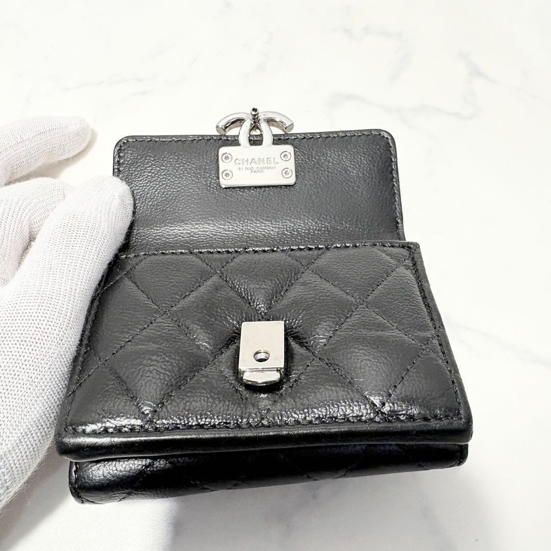 【極美品】CHANEL シャネル　ハーフココ　三つ折り財布　コンパクトウォレット
