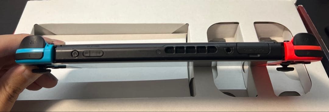 703 動作確認済 Switch バッテリー強化モデル 2021年製