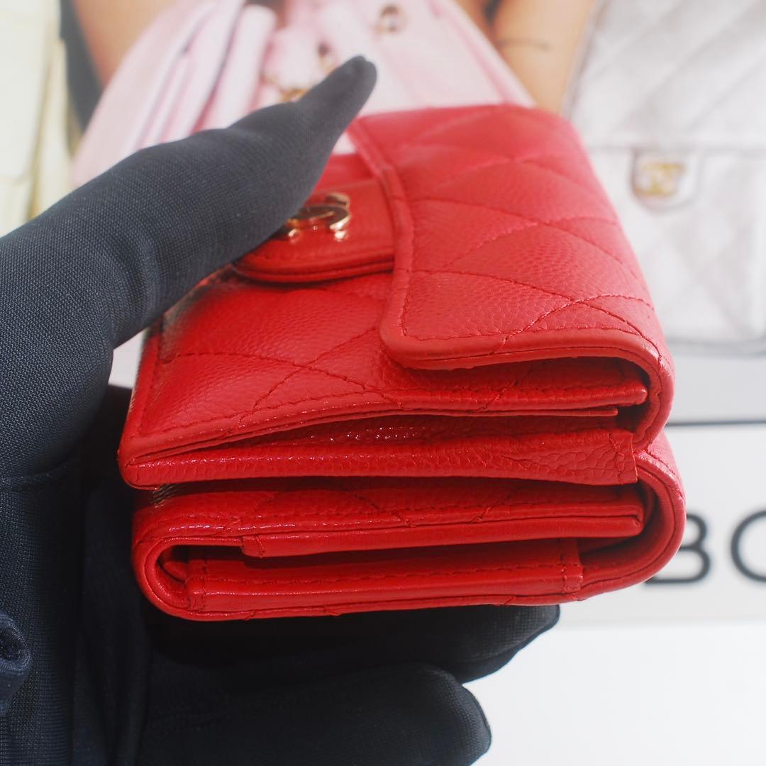シャネル＊CHANEL＊キャビアスキン＊マトラッセ＊三つ折り財布＊レッド