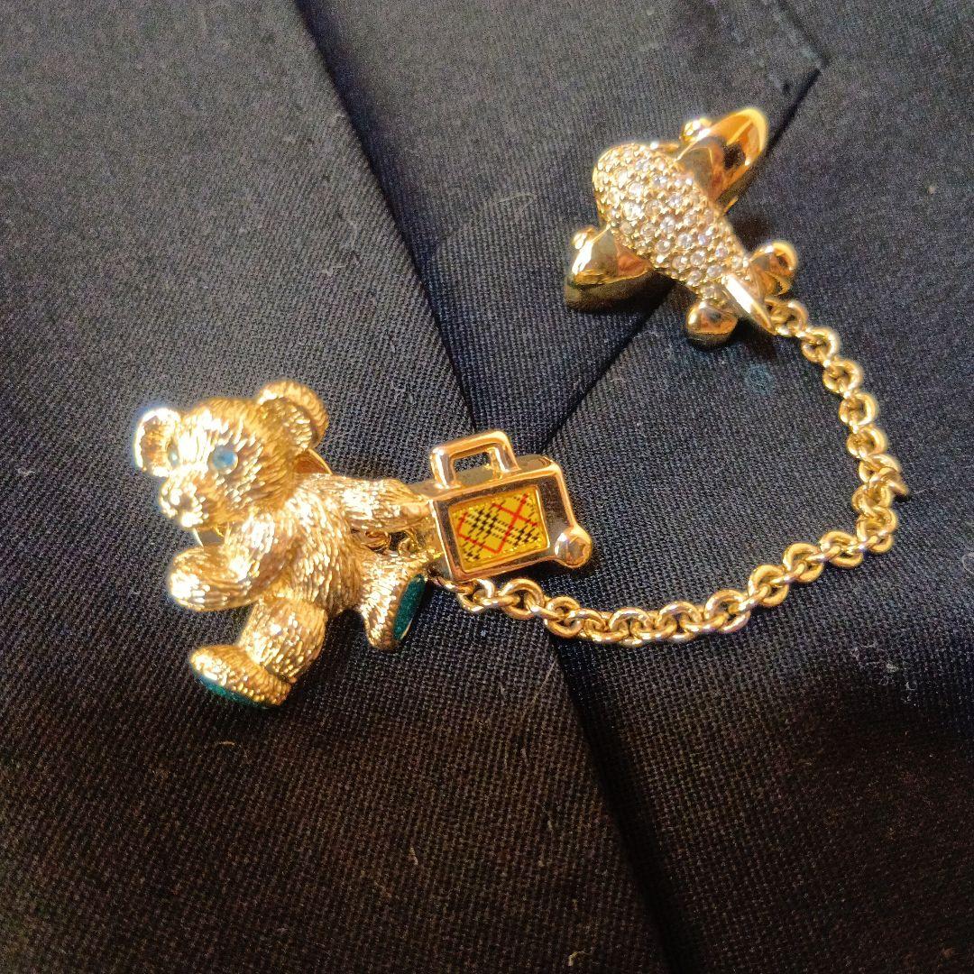 希少Burberrys　バーバリー　くま　ベア　飛行機　ピンバッジ　JAL