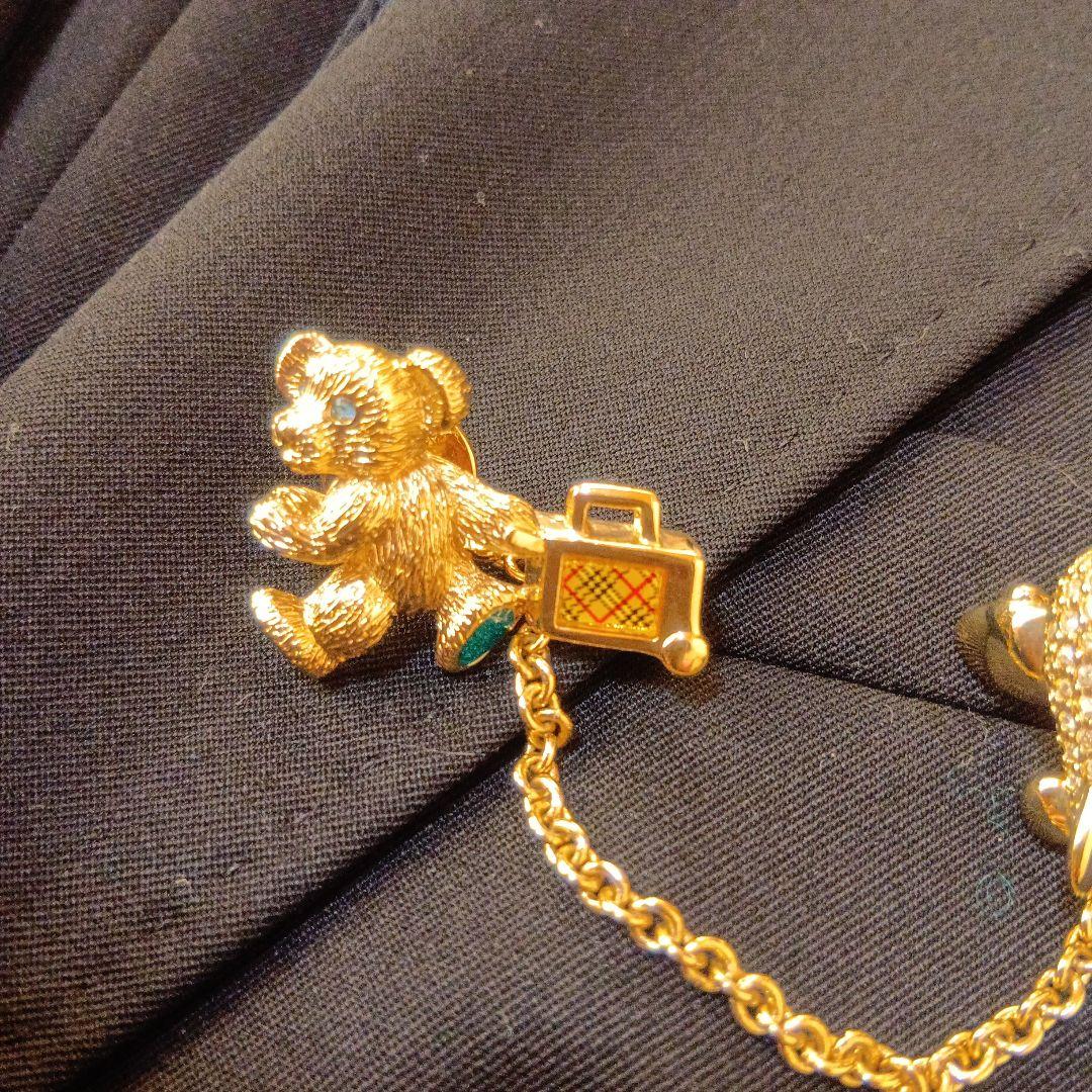 希少Burberrys　バーバリー　くま　ベア　飛行機　ピンバッジ　JAL