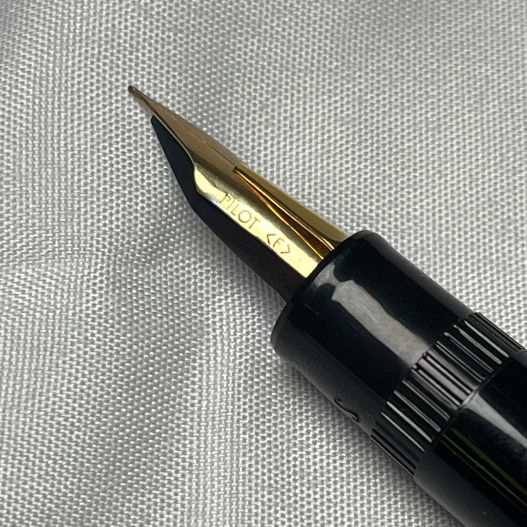 K*️様 【中古】PILOT パイロット 万年筆 14K ケース付き インク付き