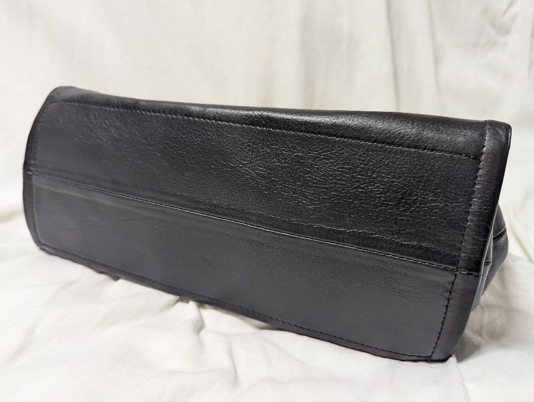 美品 イアパピヨネ 2way ショルダーバッグ ゾウ レザー ブラック