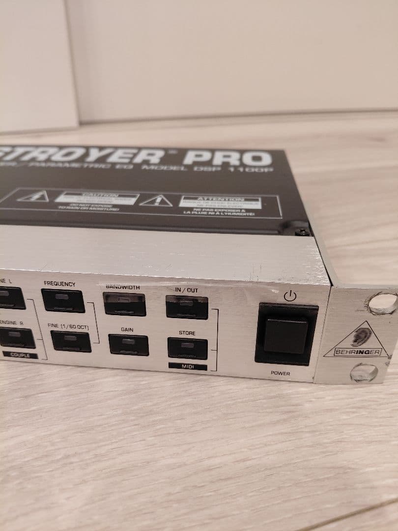 BEHRINGER FEEDBACK DESTROYER 「DSP 1100P」