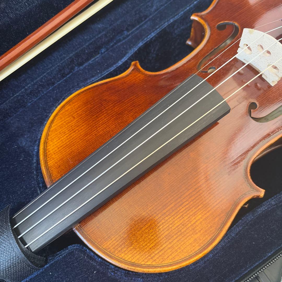 高品質・美品 初心者向け（本体/弓/肩当て/ケース/松脂）セット バイオリン