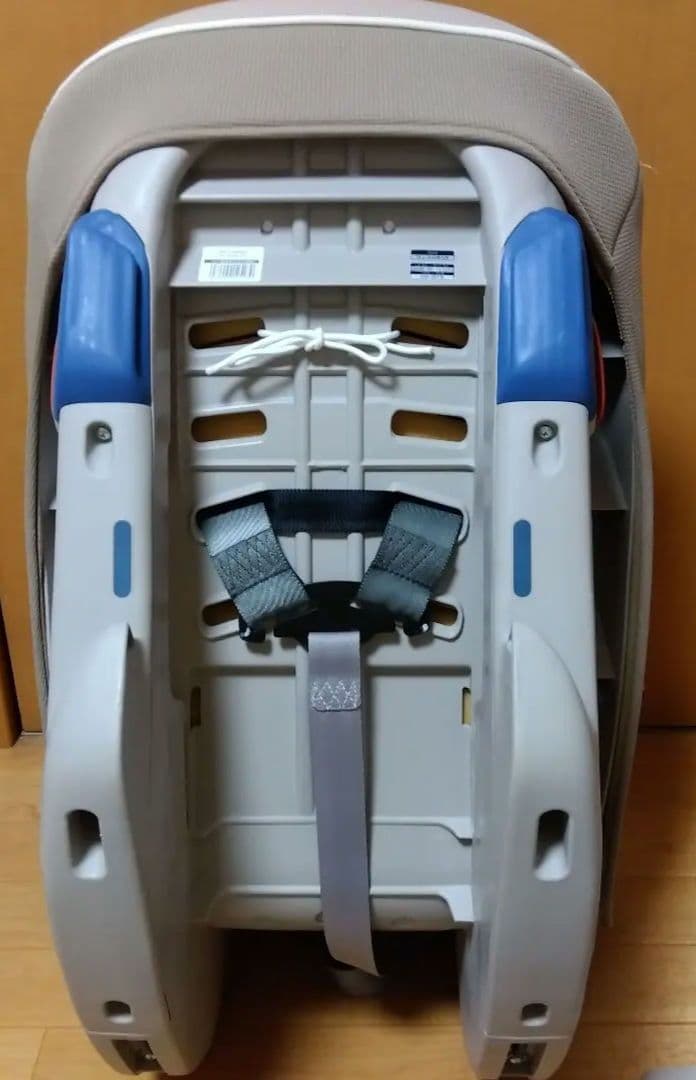 combi チャイルドシートコッコロ S UX ヘーゼルナッツ 新生児