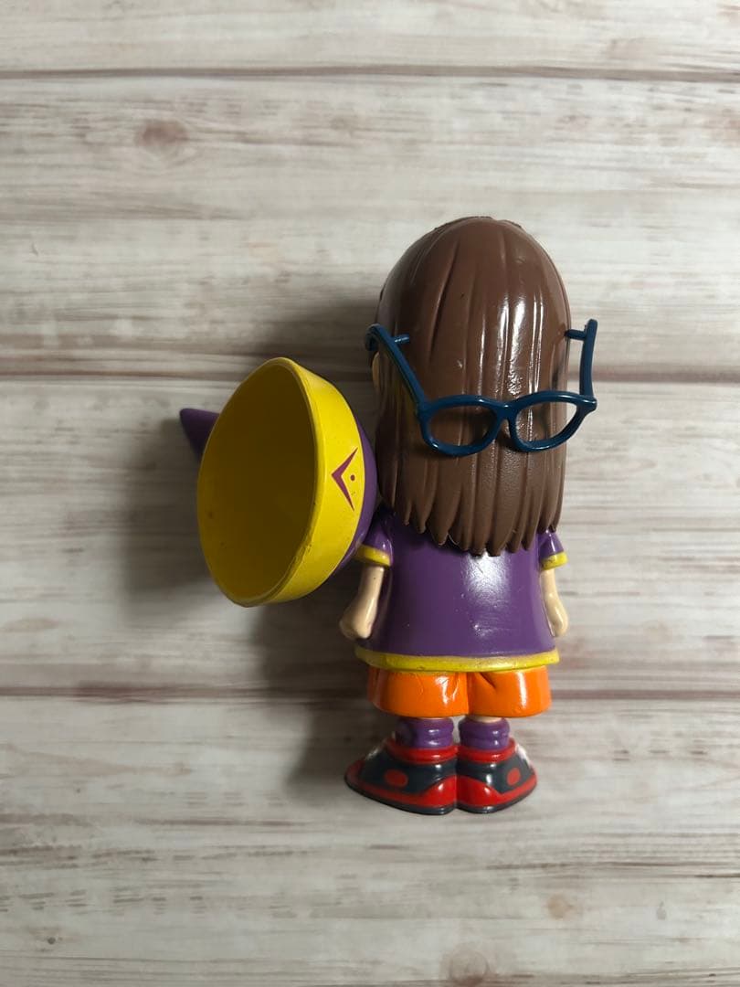 アラレちゃん　フィギュア 帽子・眼鏡付き