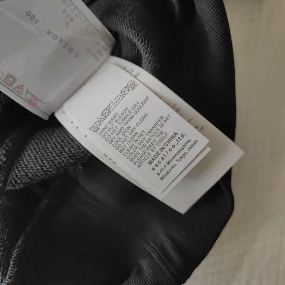 しんのすけ【新品未使用】Sacai × Kaws フーディー サイズ2