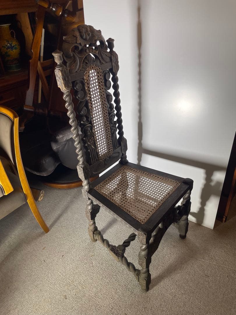 アンティーク ハイバックチェア 聖母子 天使 籐張り ヨーロッパ家具
