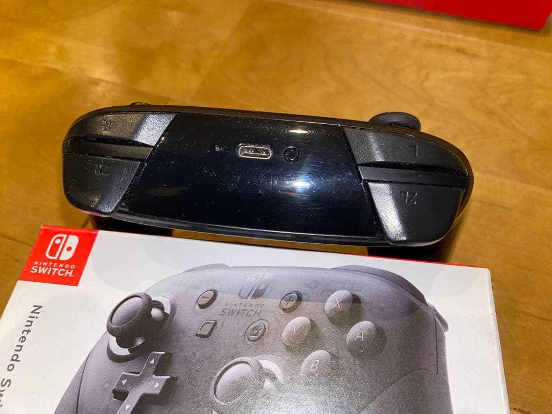 Nintendo Switch 本体 純正プロコン付き