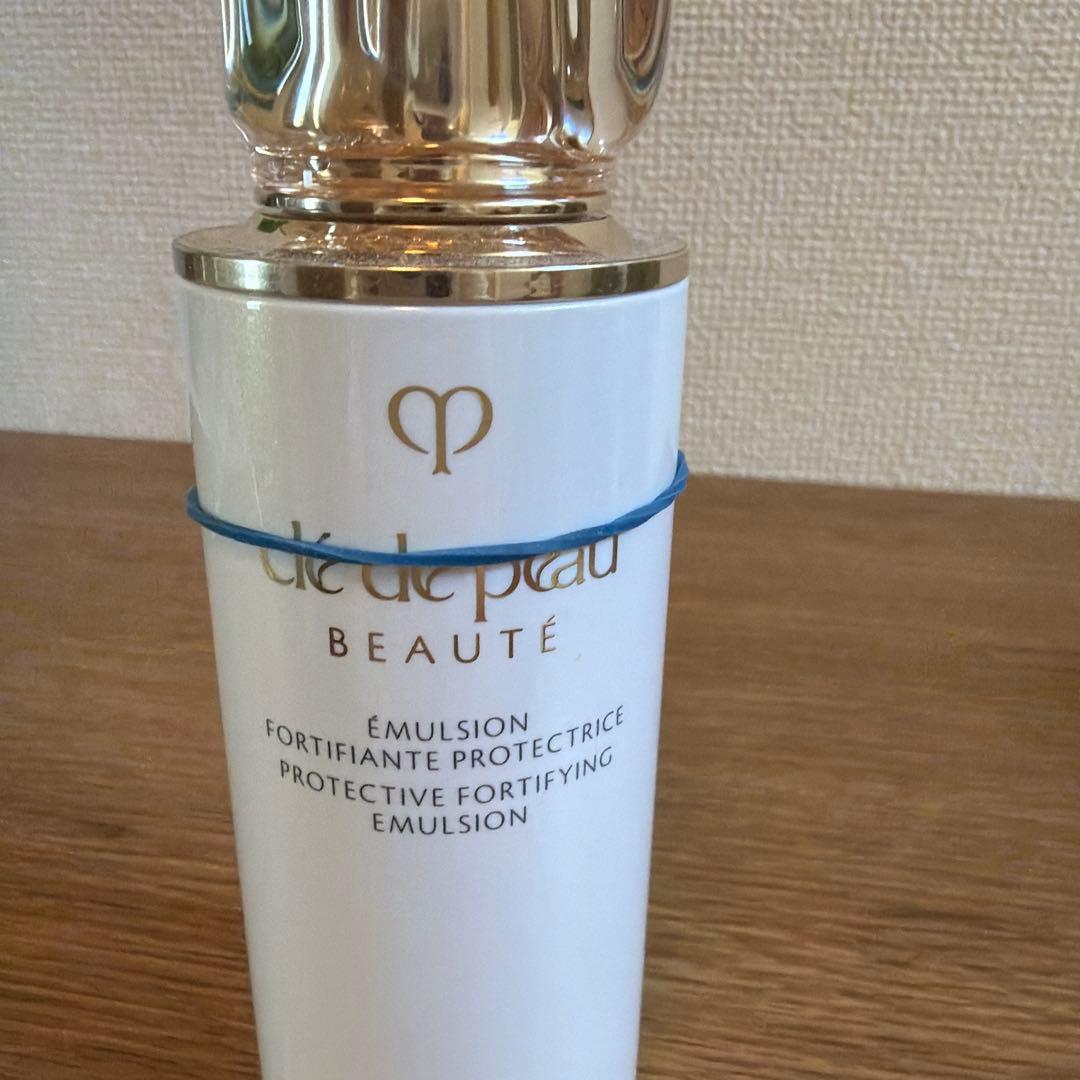 M ikさま専用ですクレ・ド・ポー ボーテ プロテクトゥリスn乳液125ml