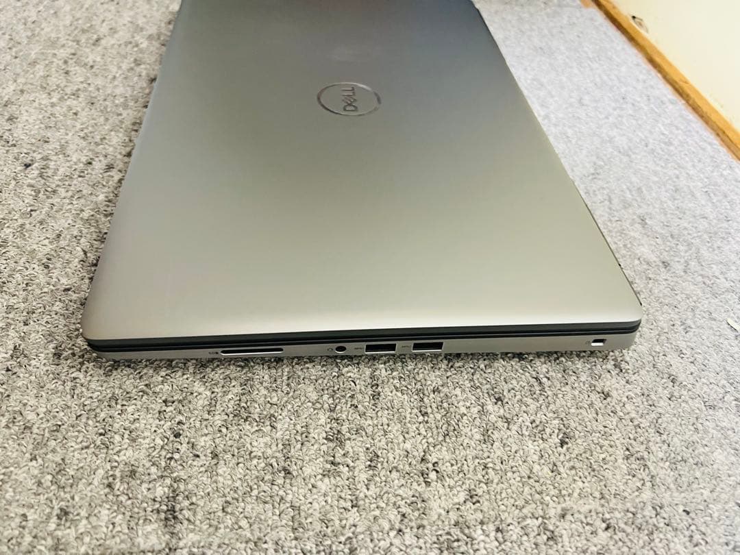 Windowsノート本体 Dell Precision 7550 i7 32gb 512gb A3000