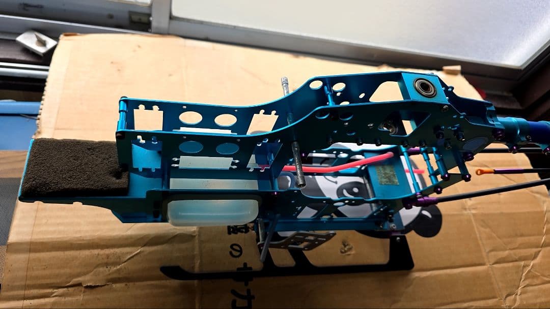 ヒロボーシャトル30用 アルミフレーム+Carbonパーツ