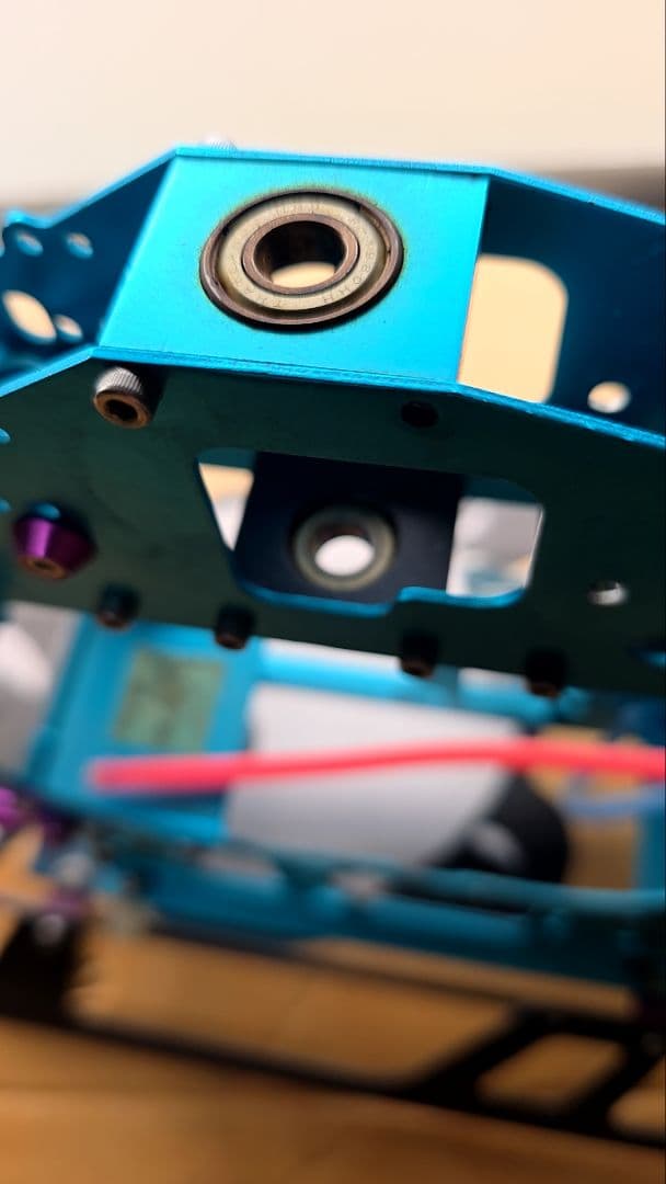 ヒロボーシャトル30用 アルミフレーム+Carbonパーツ