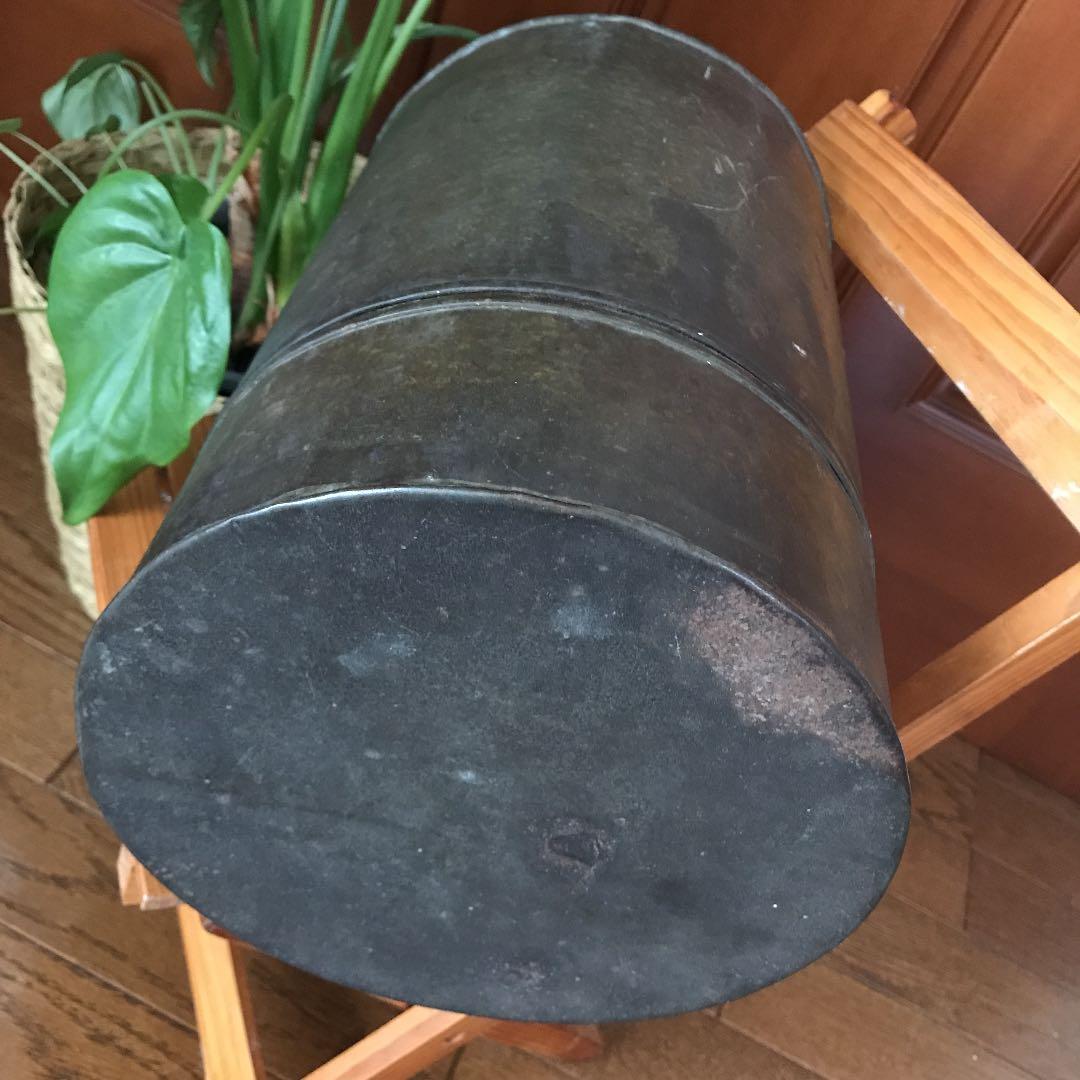 ビンテージ インダストリアル  レトロ ブリキ缶 蓋付き 筒型