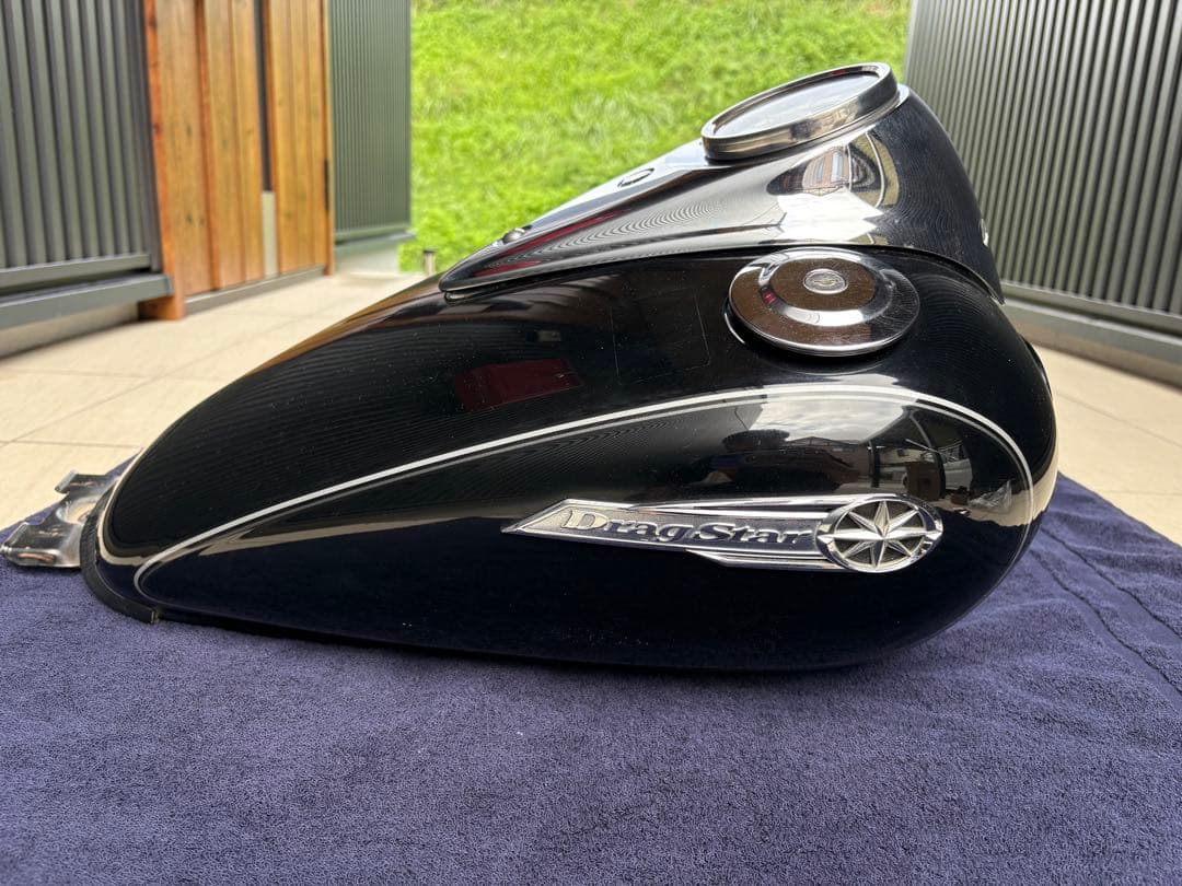 ドラッグスター250 純正タンク(メーター付き)