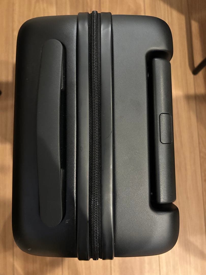 【美品】無印良品 バーを自由に調節できる ハードキャリーケース 20L ブラック