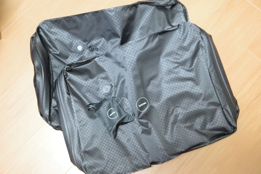 YOYOVAC 圧縮トラベルバッグ
