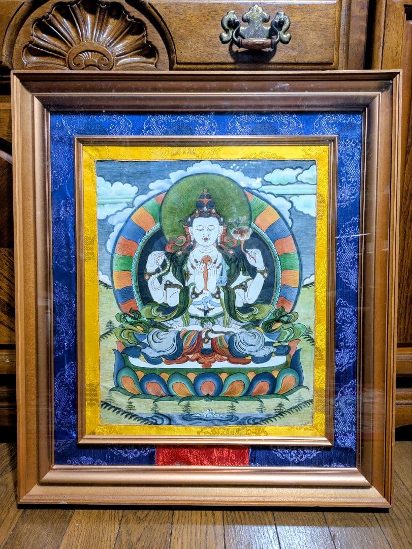 おうまい！四臂観音菩薩 タンカ 手描き シルク仕立 額装 チベット　曼荼羅
