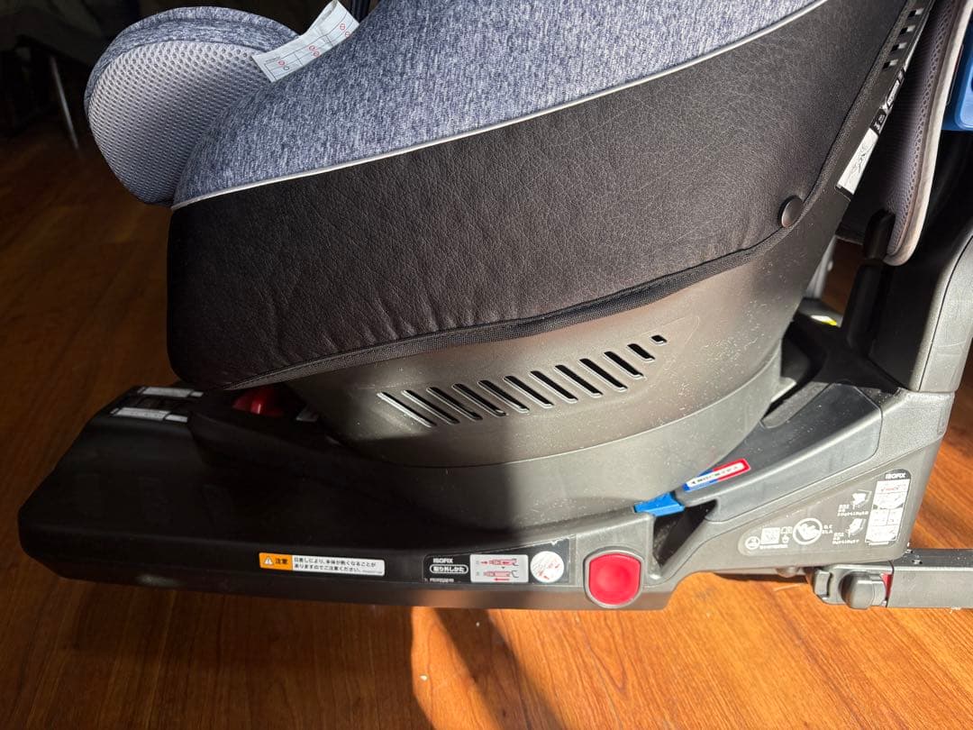 【お値下げ】アップリカ クルリラ チャイルドシート　ISOFIX