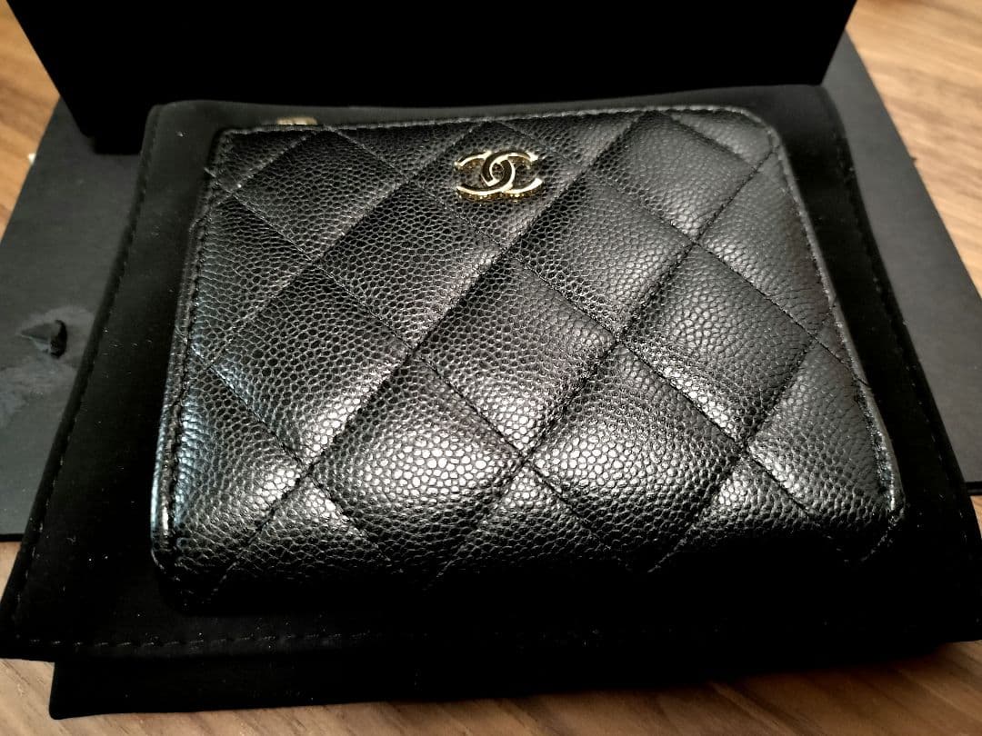 m*m様 激レアCHANEL(シャネル)マトラッセ ブラックケース/レディ