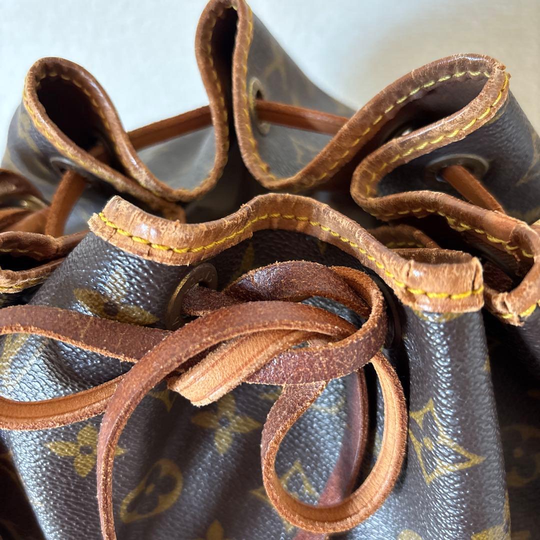 ルイ・ヴィトン　LOUIS VUITTON モノグラムショルダーバッグ　巾着