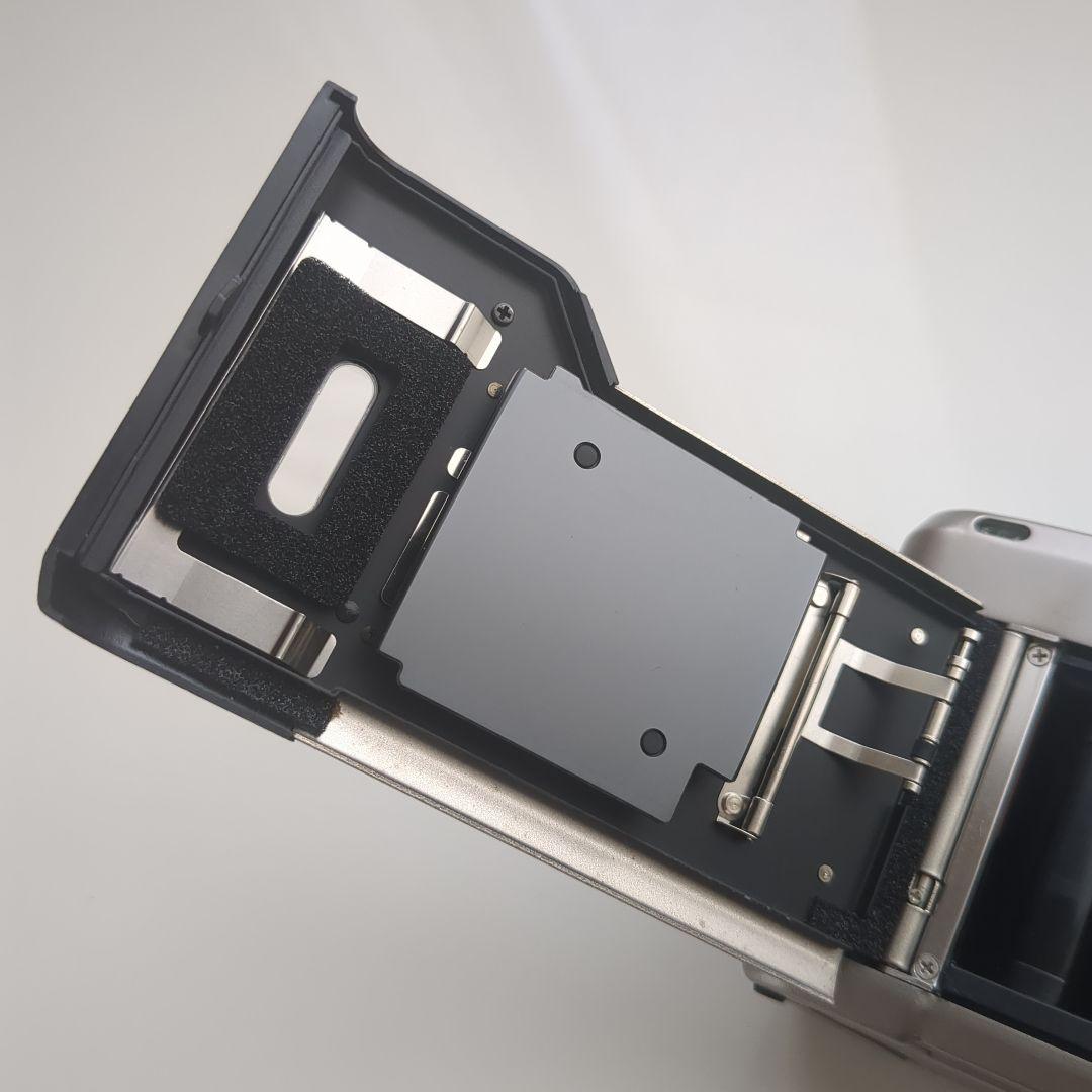 【高級コンパクトカメラ・希少】 Contax T2 　チタンクローム