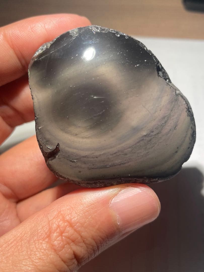 研磨品　十勝石玲瓏　淡ピンクベースオーロラ　レインボーオブシディアン