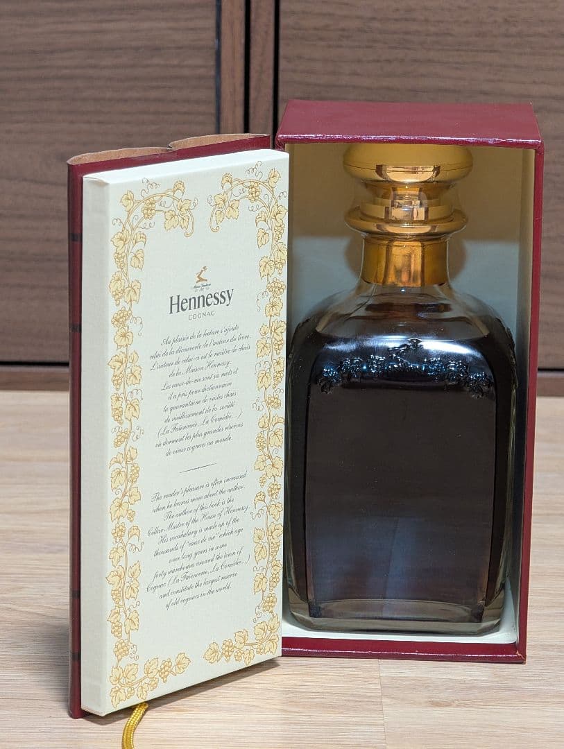 ヘネシー Hennessy デキャンタ 700ml 40度 ブランデー 酒