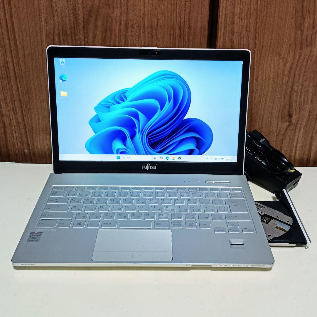 FUJITSU LIFEBOOK Corei5 メモリ12GB SSD512GB