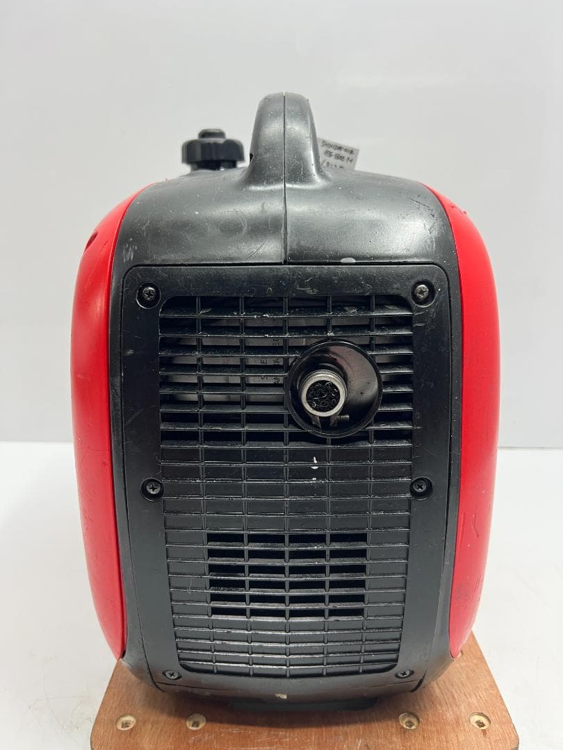 新ダイワ インバーター発電機 iEG1600M 【動作良好・保証付】★8123