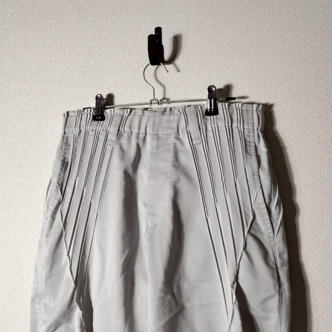 エイポック イッセイミヤケ サルエルパンツ テーパード プリーツプリーズ 灰色