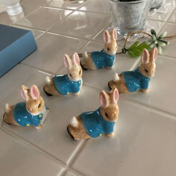 【新品】ピーターラビット　箸置き　セット