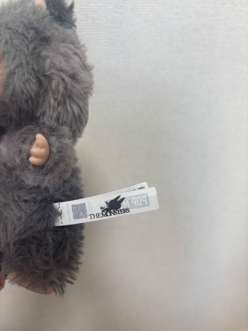 LABUBU ラブブ シークレット ブラック 虹色アイ＆歯 1/72 レア