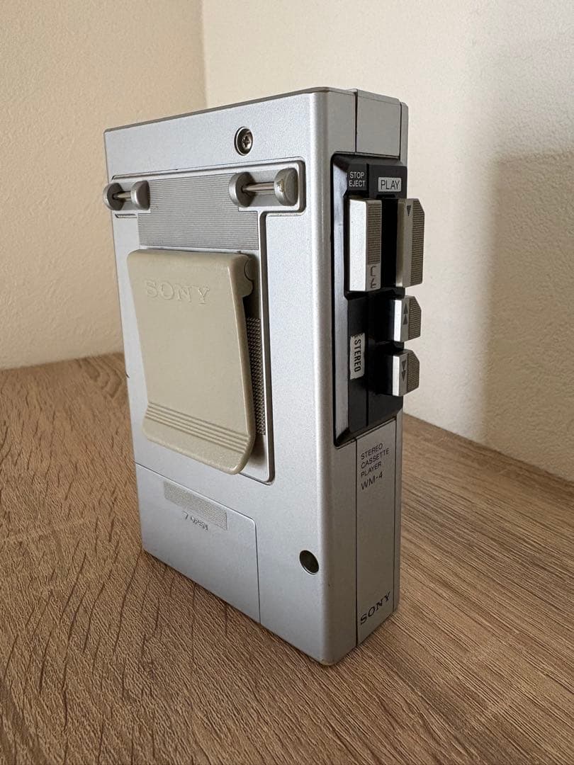 SONY カセットウォークマン　WM-4