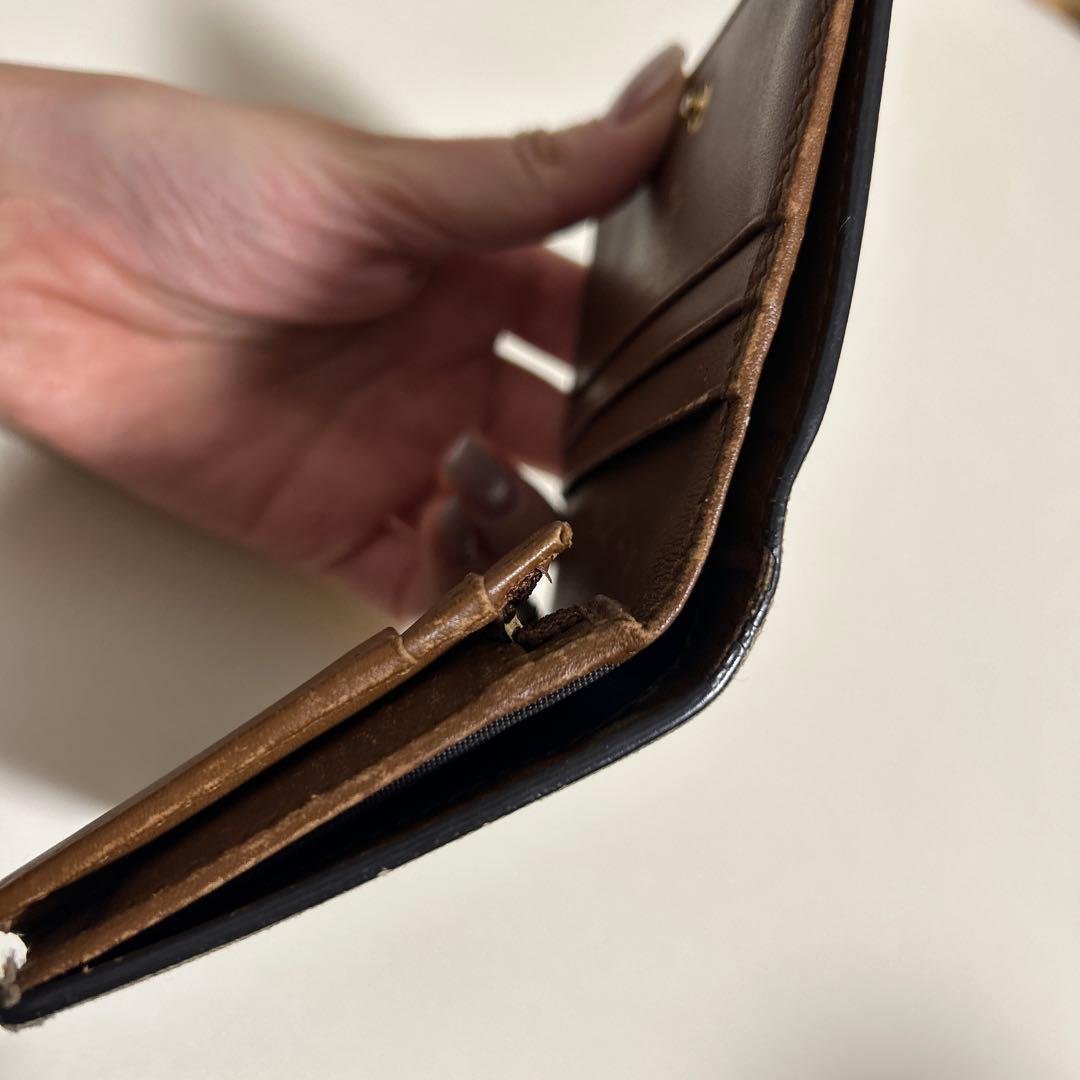 GUCCI 蝶刺繍 二つ折り財布　日本限定　レア　ウォレット　バタフライ