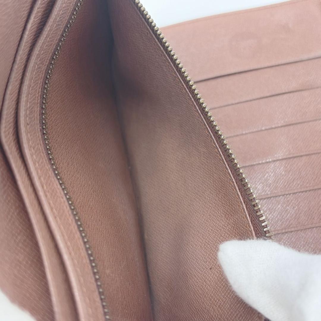 LOUIS VUITTON ルイヴィトン モノグラム　ポシェット パスポール