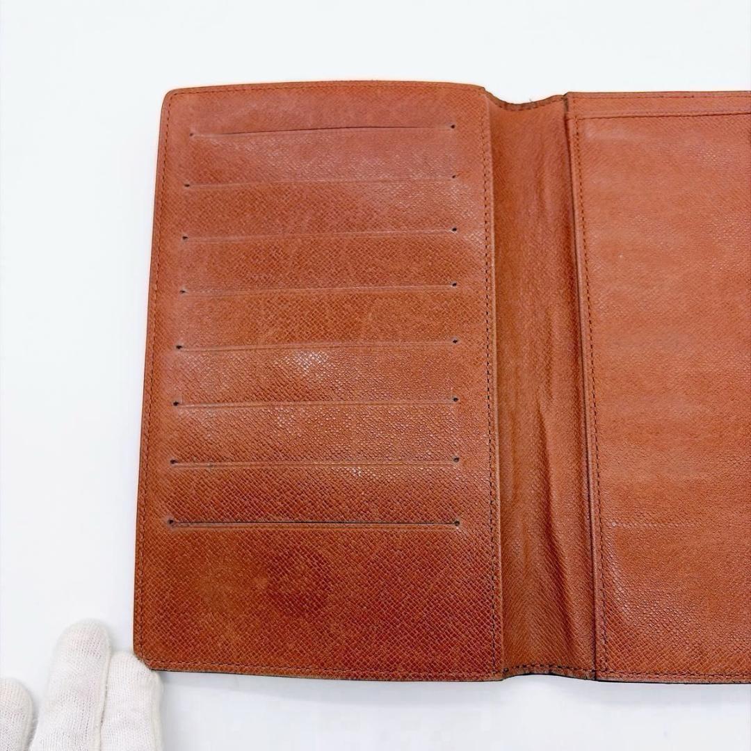 LOUIS VUITTON ルイヴィトン モノグラム　ポシェット パスポール