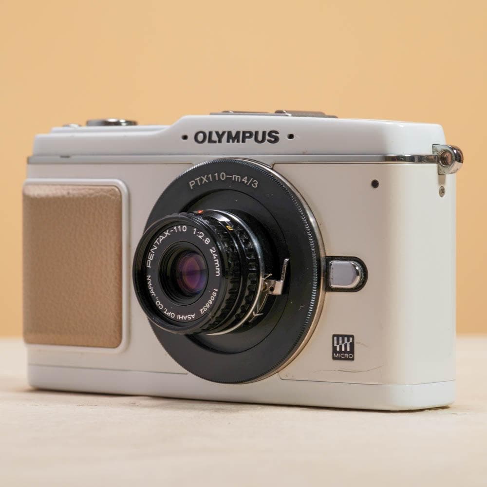 【写ルンです感覚のコンデジ】OLYMPUS PEN E-P1 24mm