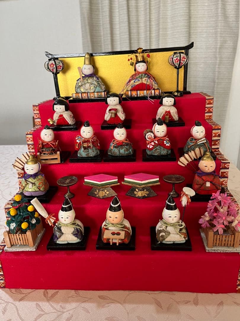 小さな木目込み雛人形　段飾り　アンティーク