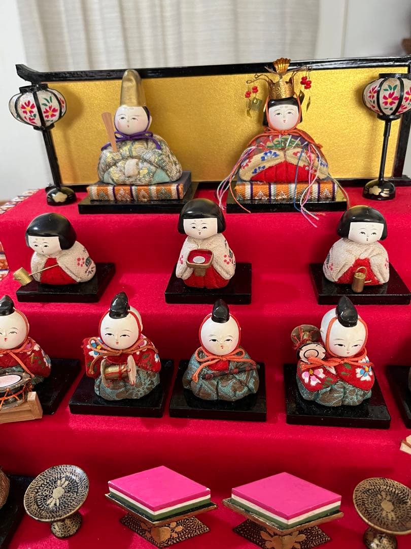 小さな木目込み雛人形　段飾り　アンティーク