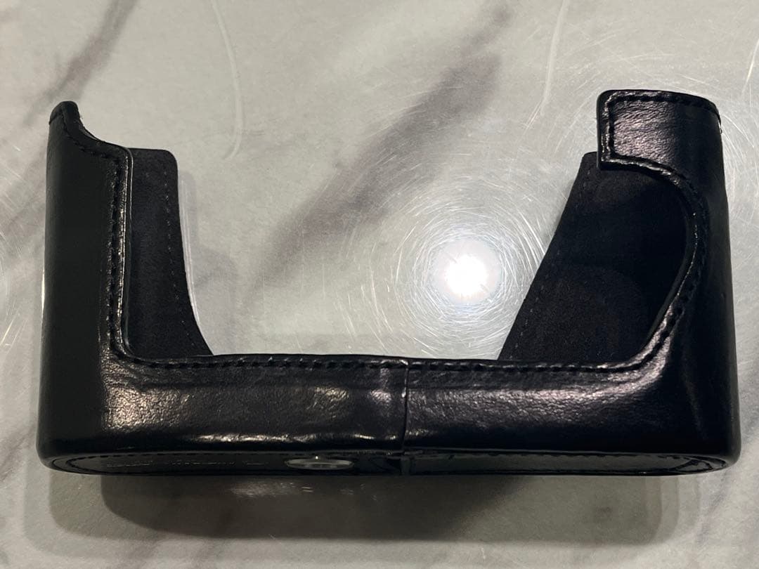 ARTISAN&ARTIST　ライカCL専用　ボディケース