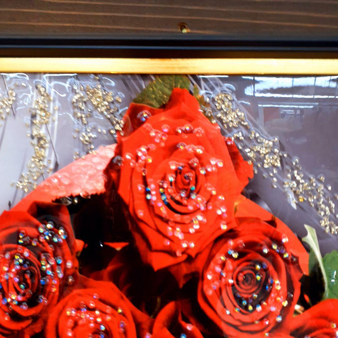 輸入雑貨　赤い薔薇　天然水晶石　クリスタルアート