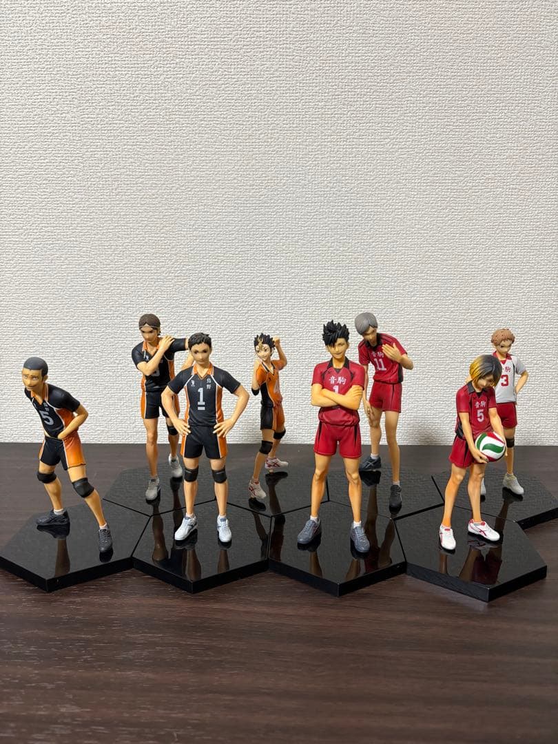 ハイキュー　フィギュア 8体セット　烏野　音駒