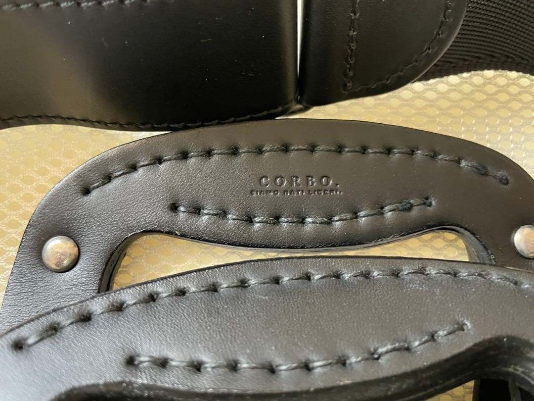 corbo コルボ　レザーバッグ　美品