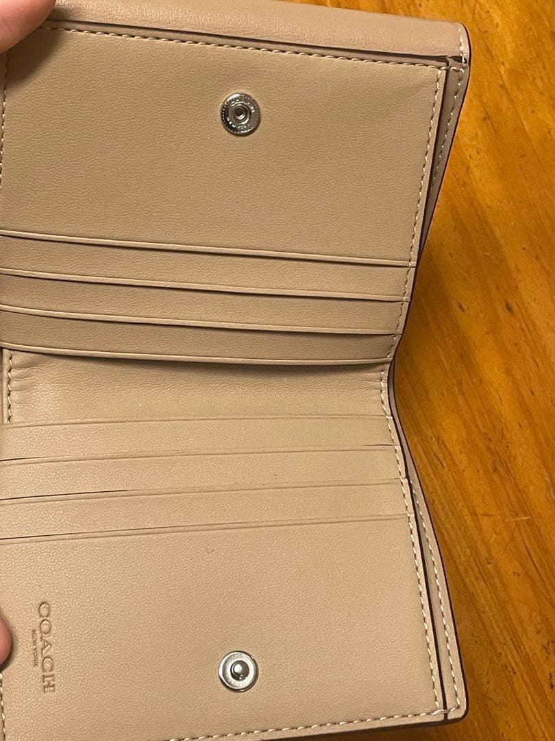 COACH ELIZA SMALL WALLET 二つ折り財布　ベージュ