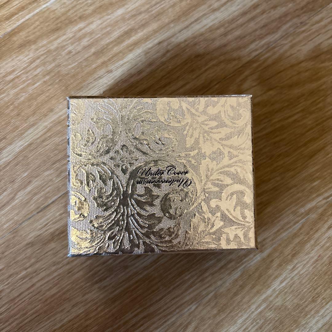 undercover 安全型ピンブローチ