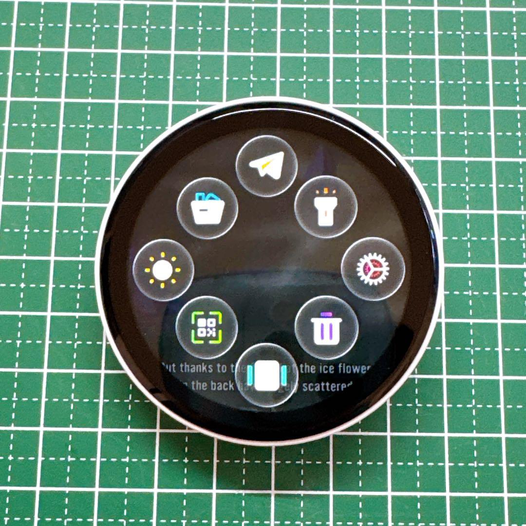 液晶缶バッジ 動く缶バッジ E-Badge