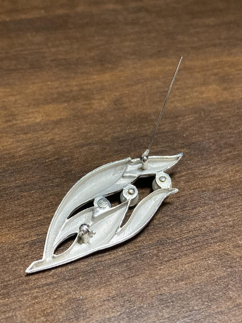 MIKIMOTO ミキモト パール 真珠 3粒 3珠 リーフ ブローチ シルバー